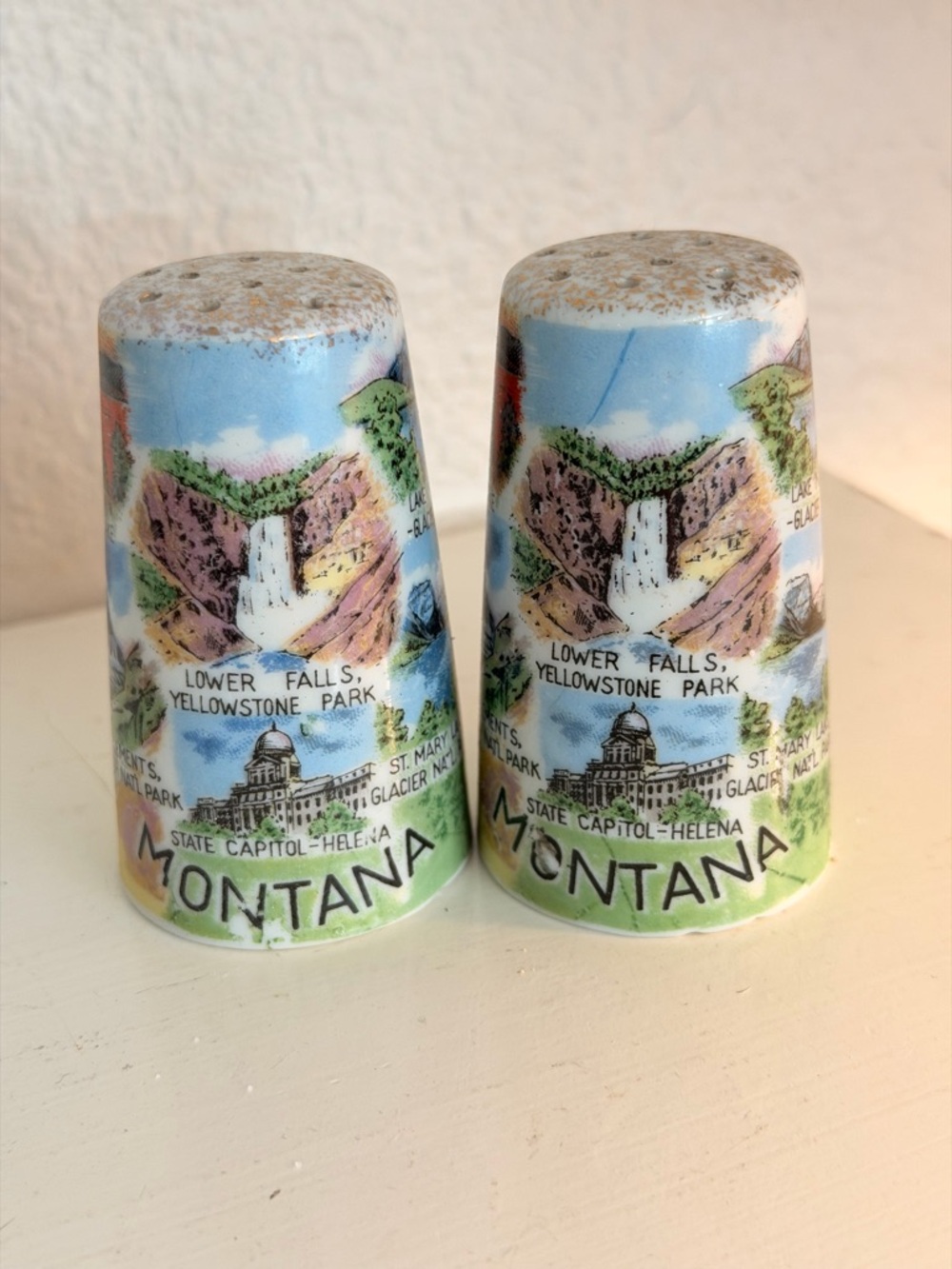 Vintage ANCO Japan Montana Yellowstone Salt Pepper Shakers Souvenir Set